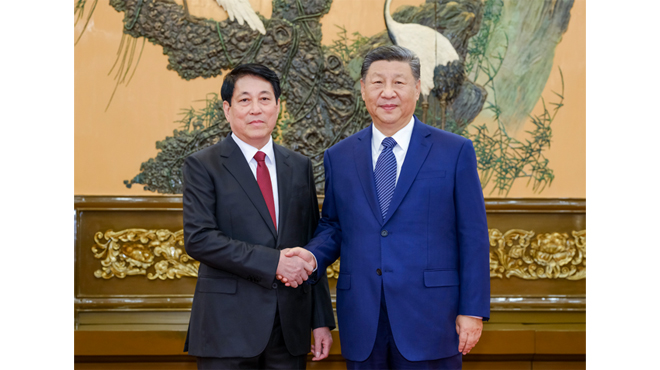 習近平會見越共中央政治局委員、中央書記處常務書記